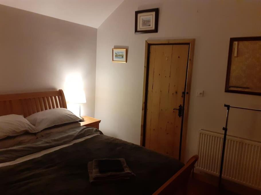 Characterful Cottage near the Sea, Beach, Pier & Shops - Housity