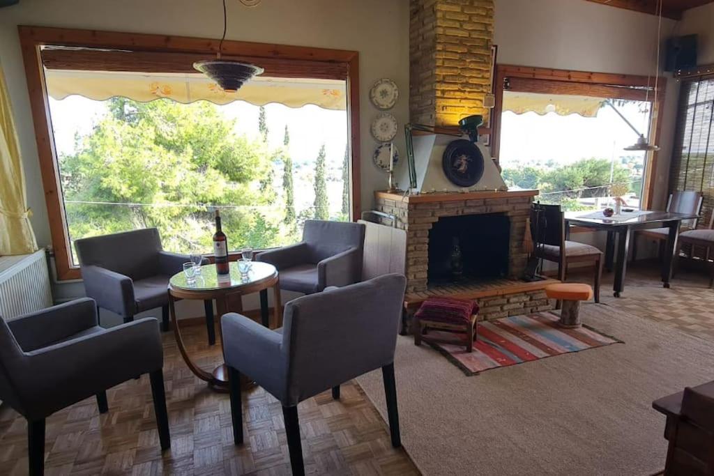 Stratos Villa Amazing View And Pool - Housity