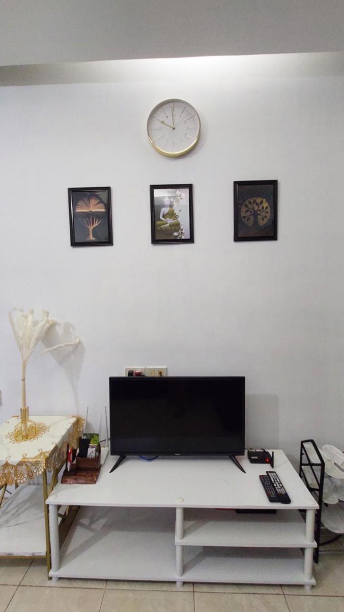 Davao Transient Villa with 24hrs security guard BBQ Grill , Free Parking and Wifi - Housity