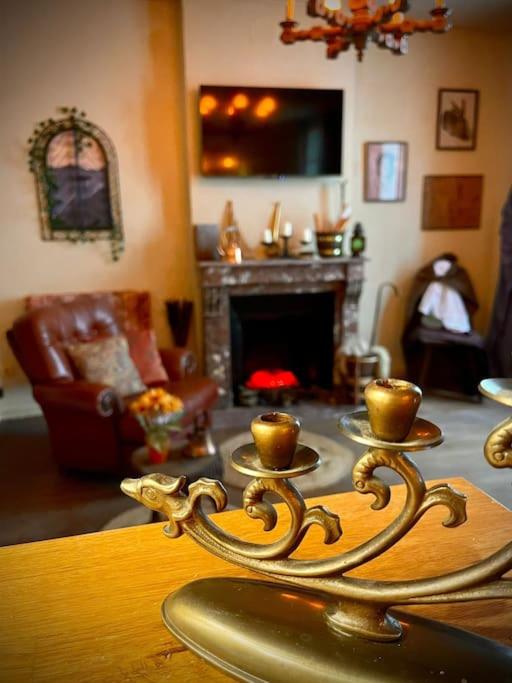 INSOLITE - Le Gîte de l'Anneau - Immersion GARANTIE - VERDUN Centre - Géré par Presta-Zen'Services - Housity