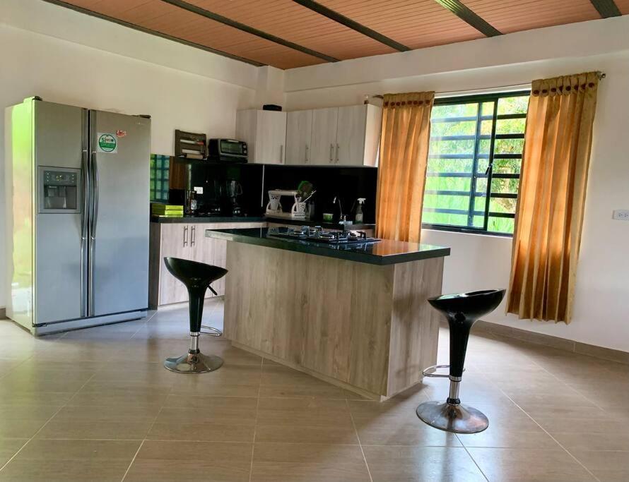 Lee TODO lo que incluye para Familia (Guateque) - Housity
