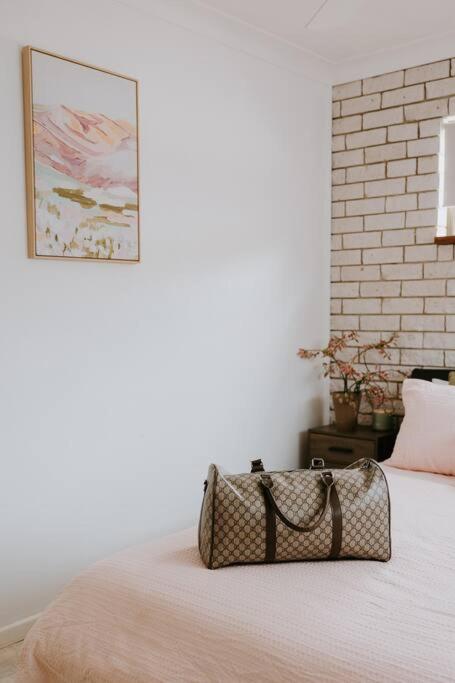 Coastal Cozy at Caba - Housity