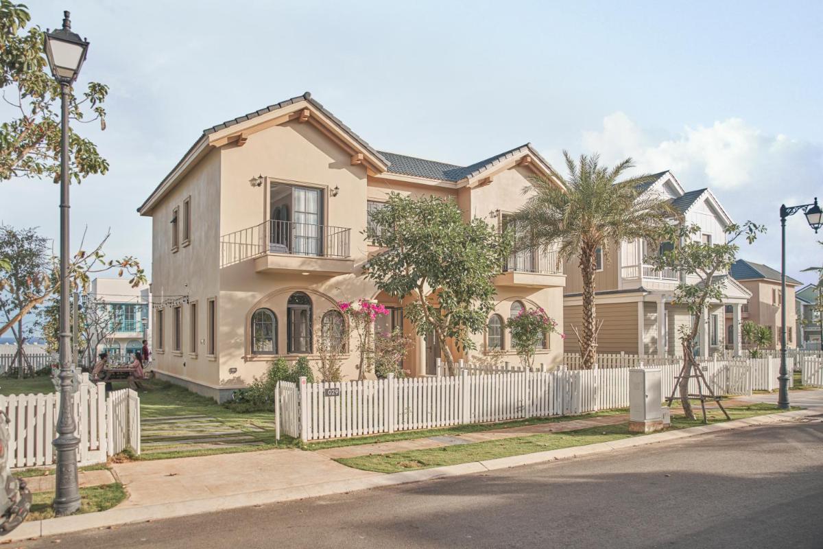 Florence Villa - Housity