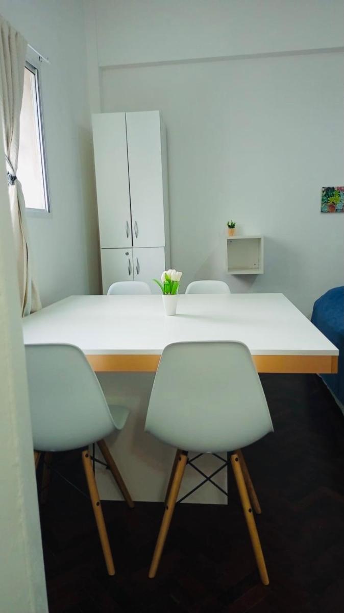Apartamento Av Corrientes Porteño - Housity