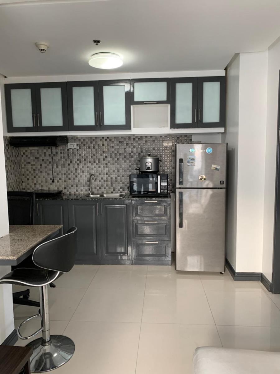 1 BR with balcony, fully furnished overlooking Manila Bay at Birch Tower, Malate, Manila - Housity