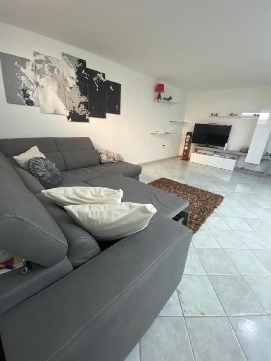 Love nest 17 - Housity