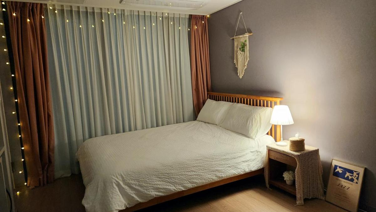 Holiday Apt Gwangan Beach광안리드론쇼매주토일8시 매일삶은타월제공하는숙소 - Housity