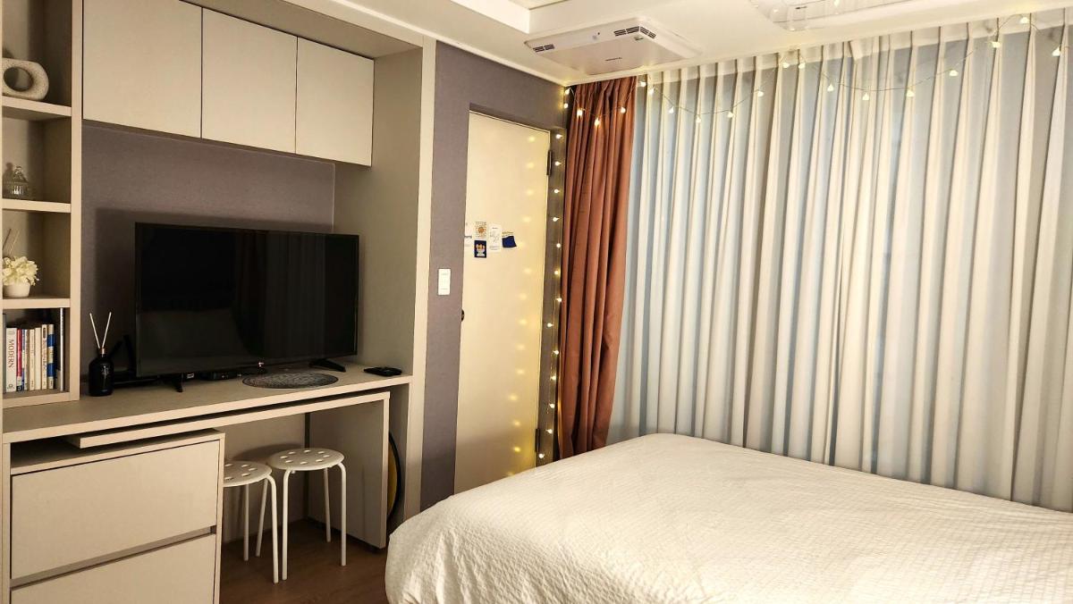 Holiday Apt Gwangan Beach광안리드론쇼매주토일8시 매일삶은타월제공하는숙소 - Housity