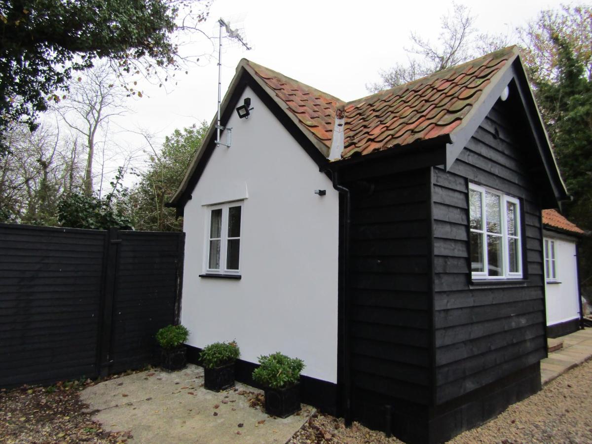 The Lily Pad Suffolk - Housity