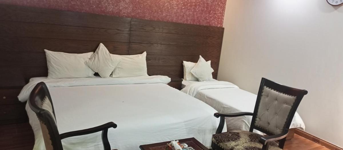 Suitetrails - Hira Guest House