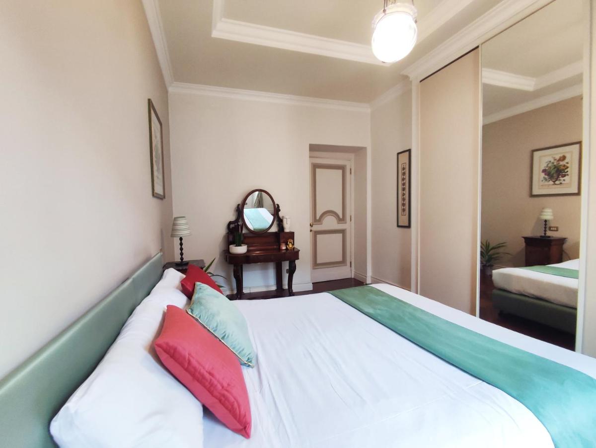 DOMUS EQUIZIA Apt - Colosseum - Housity