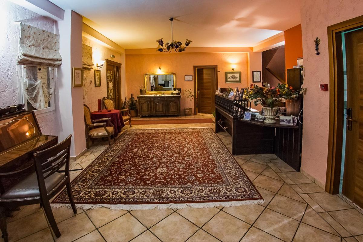 Horizon Hotel - Housity
