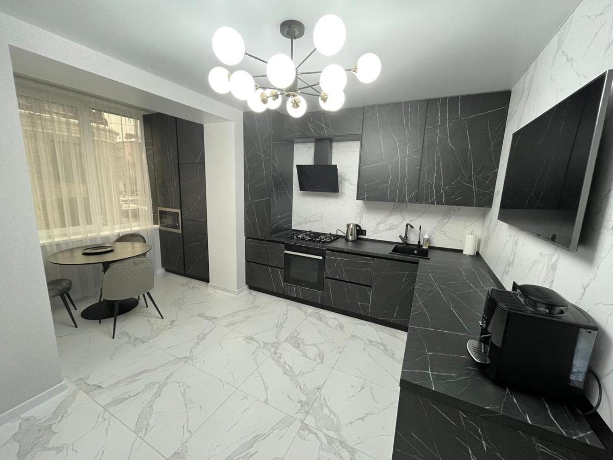 Apartamenty liuks3 - Housity