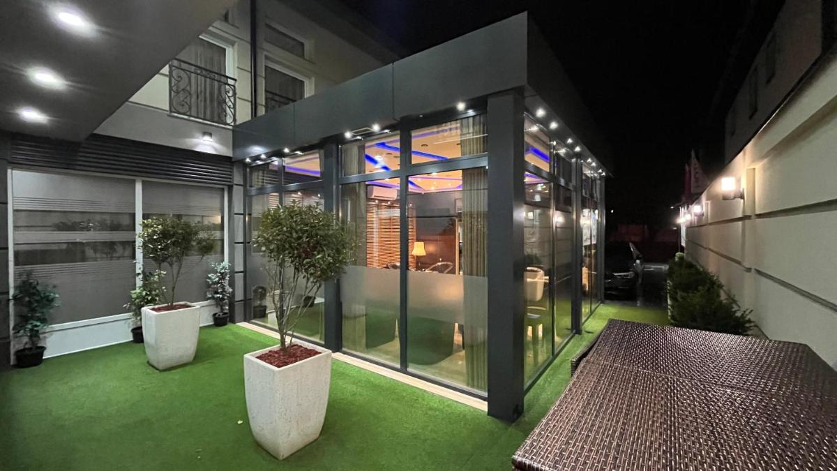 Hotel Morava - Šabac - Housity