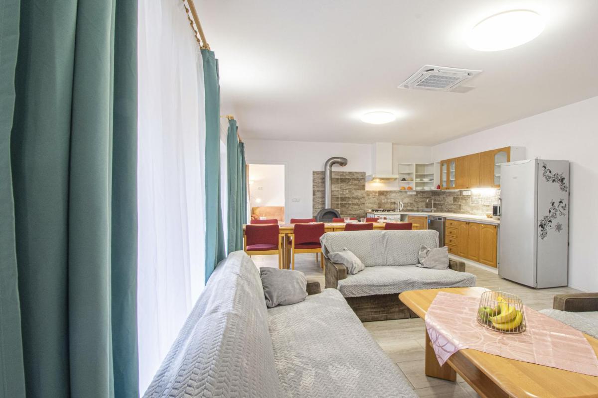 Velký apartmán Zlámanka - Housity