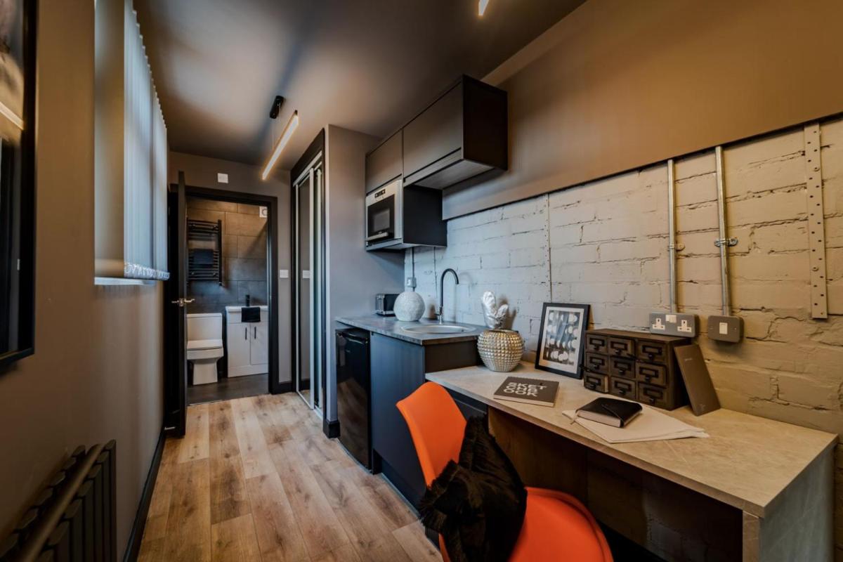 Bramble Studios - Luxury 1-Bed Serviced Suites - Housity