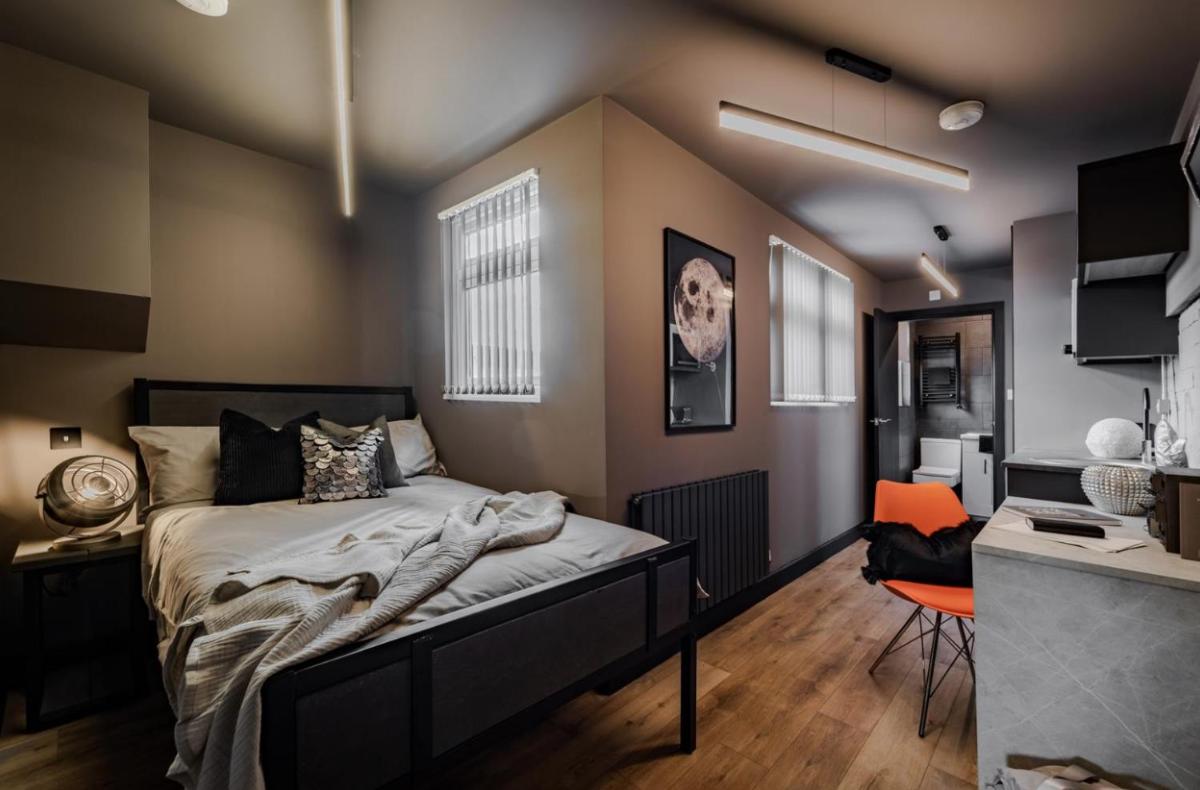 Bramble Studios - Luxury 1-Bed Serviced Suites - Housity