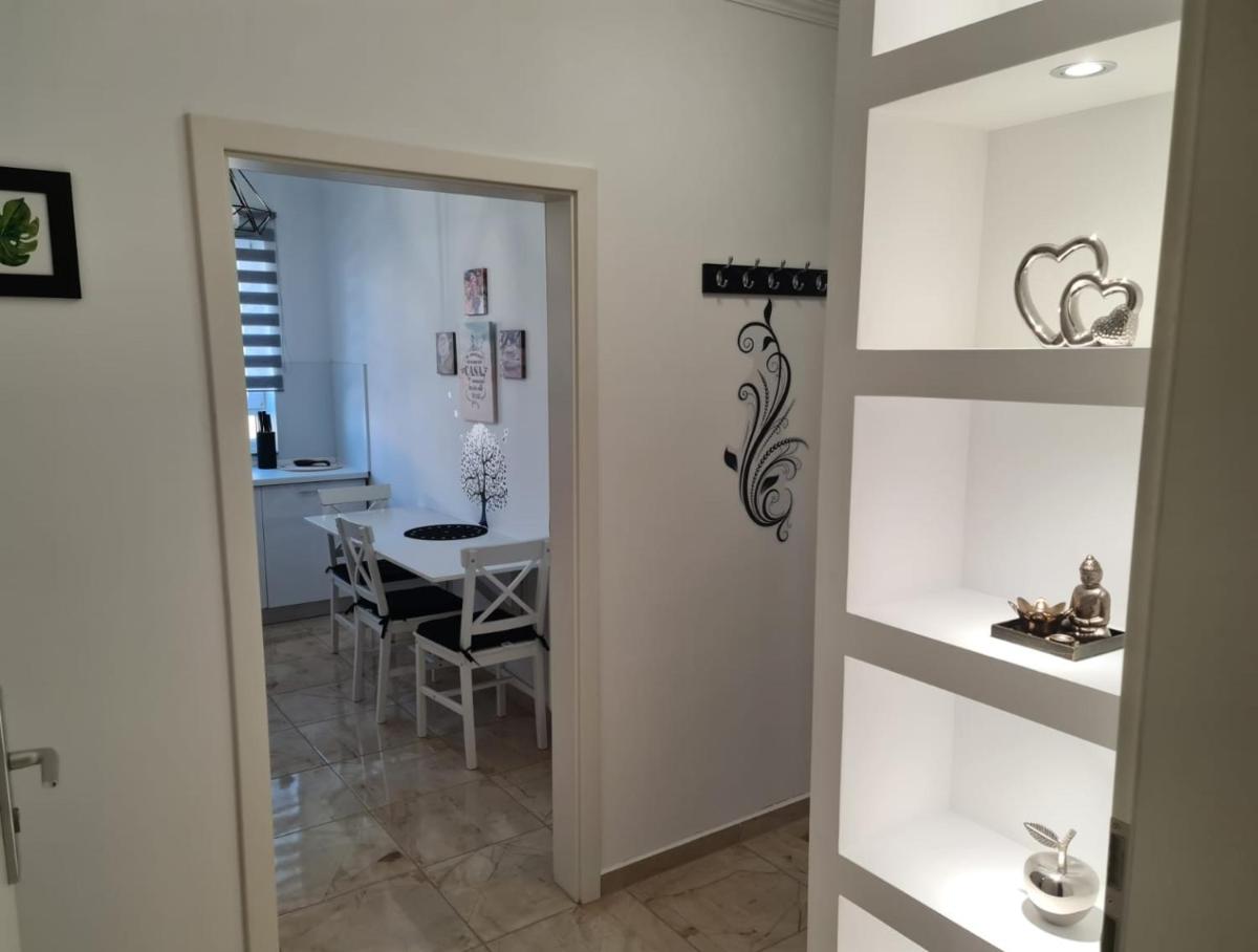 OSCAR HOUSE - Housity