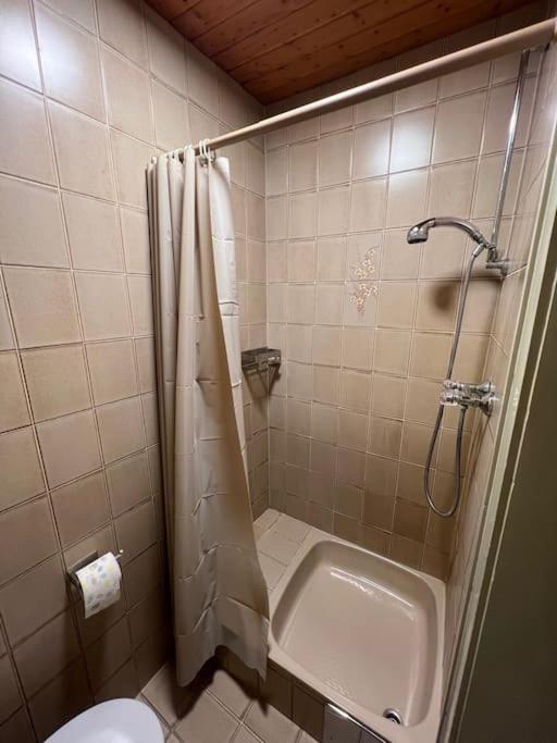 Suitetrails - Einzimmerwohnung im Grünen/Innsbruck/2 PAX