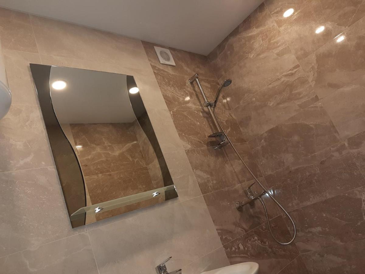 Suitetrails - Lux Apartment Вокзал. Надежды Алексеенко 30