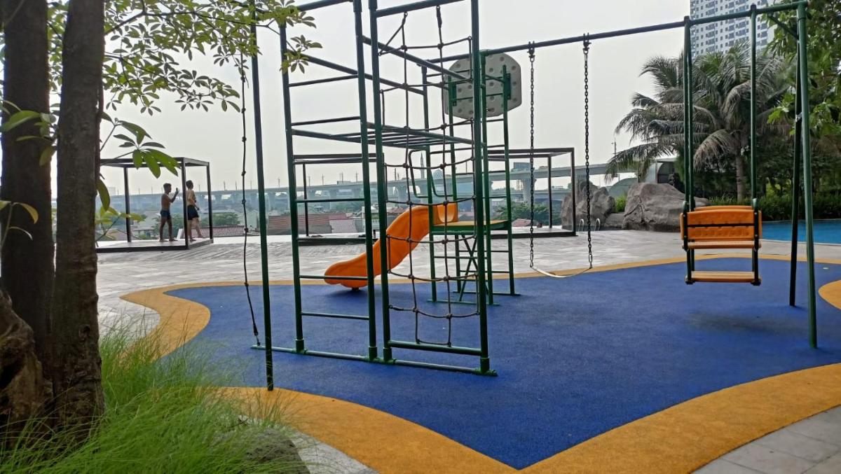 Suitetrails - Mushroom Apartment Grand Kamala Lagoon by Mrs Sewa
