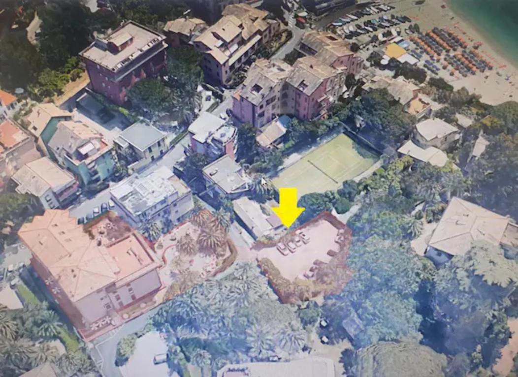 DELuxe 4 Bedrooms in Fegina Monterosso - Housity