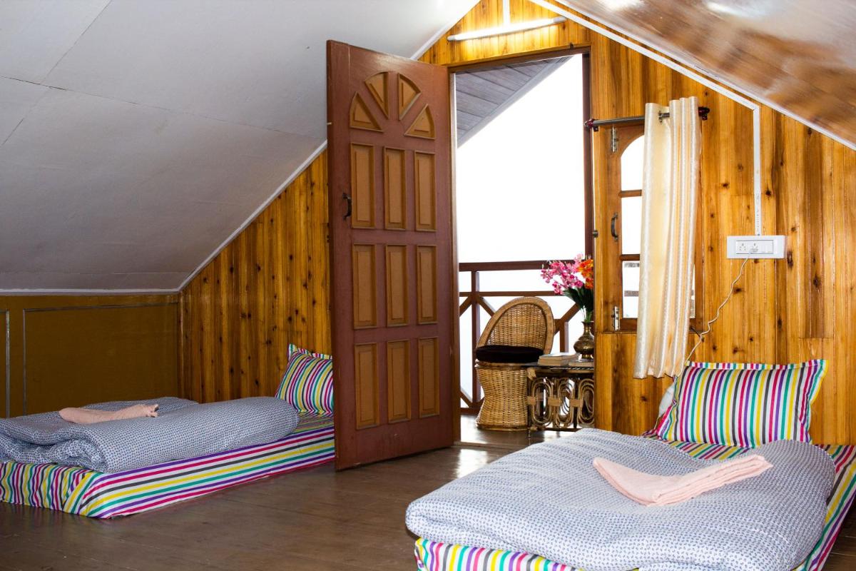 Suitetrails - Ridge View Chalet Homestay