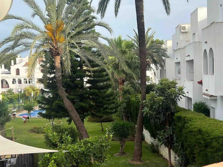 Apartamento con piscina en la Costa del Sol - Housity