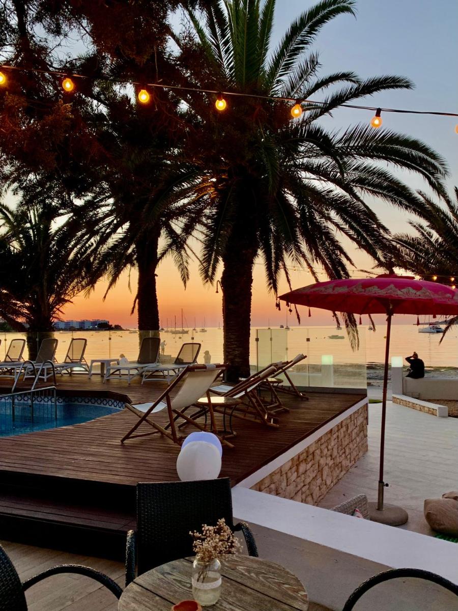 Hotel Tagomago - Housity