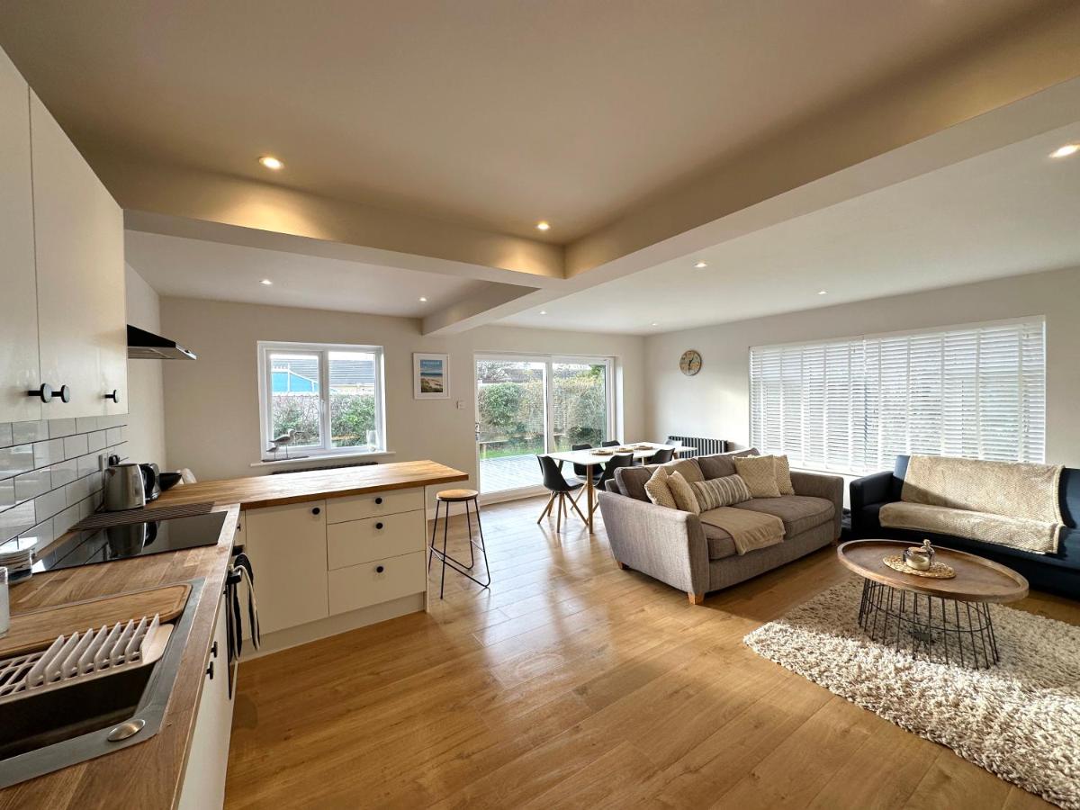 3-Bed house in Llanfaelog near Rhosneigr - Housity