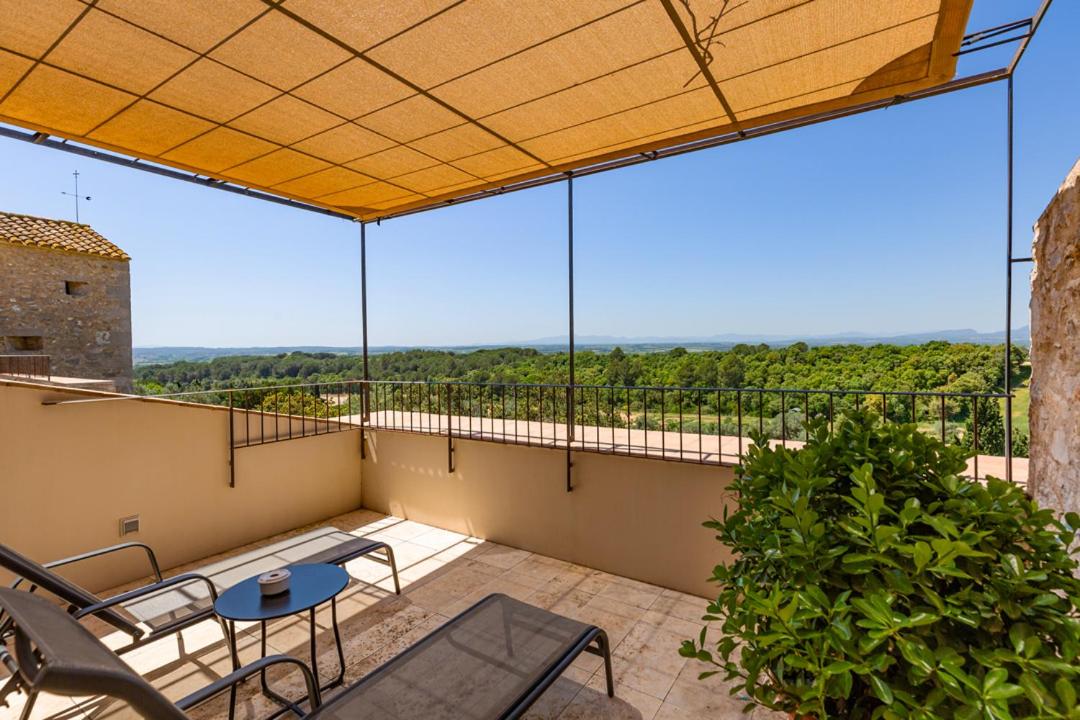 Un balcón o terraza de Hotel Mas Bosch 1526