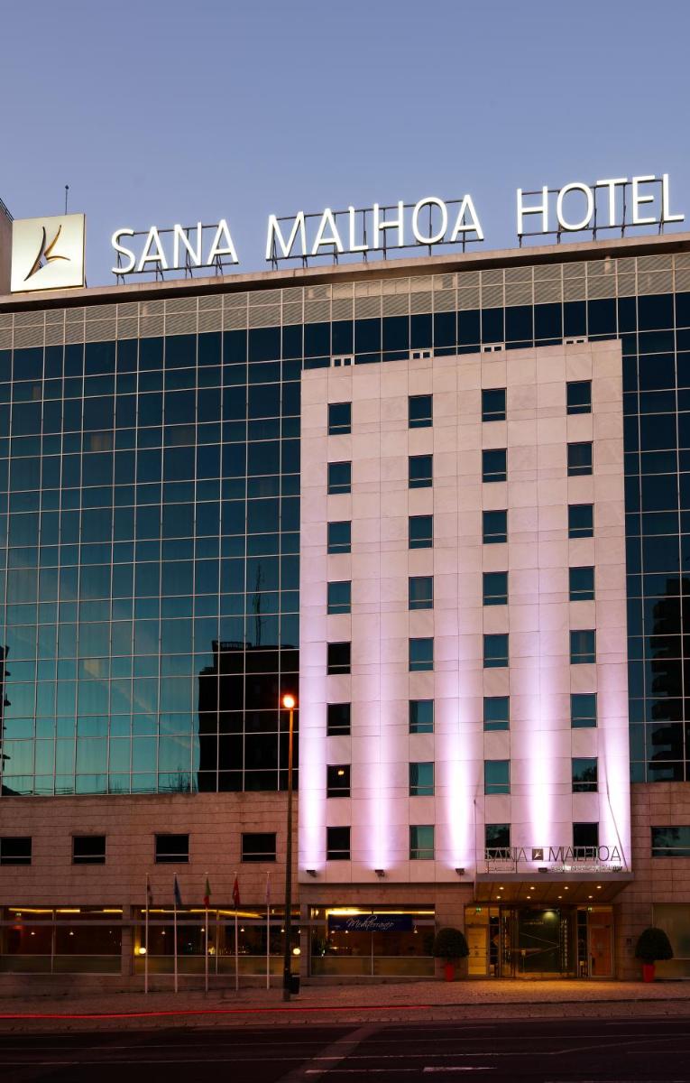 O edifício onde o hotel está situado