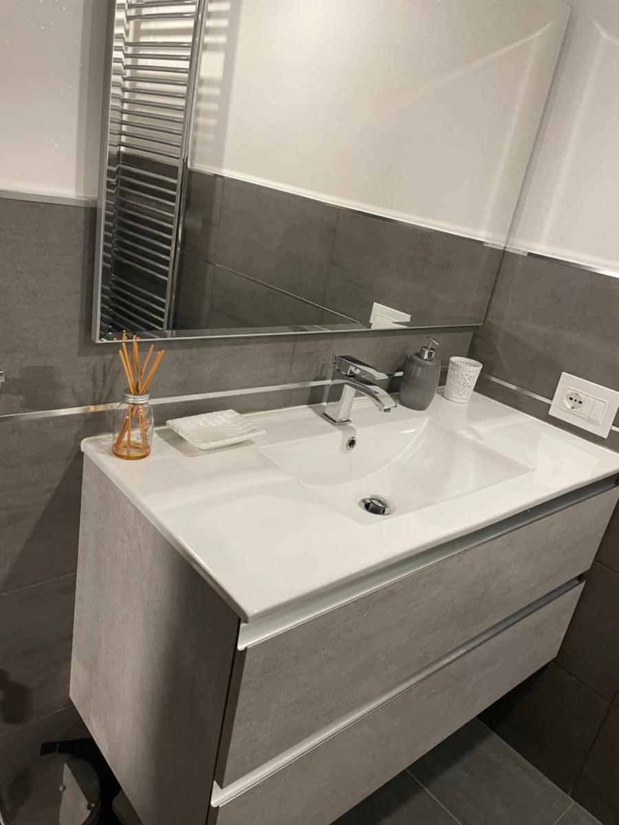 Lenimar Apartments Milano - Housity