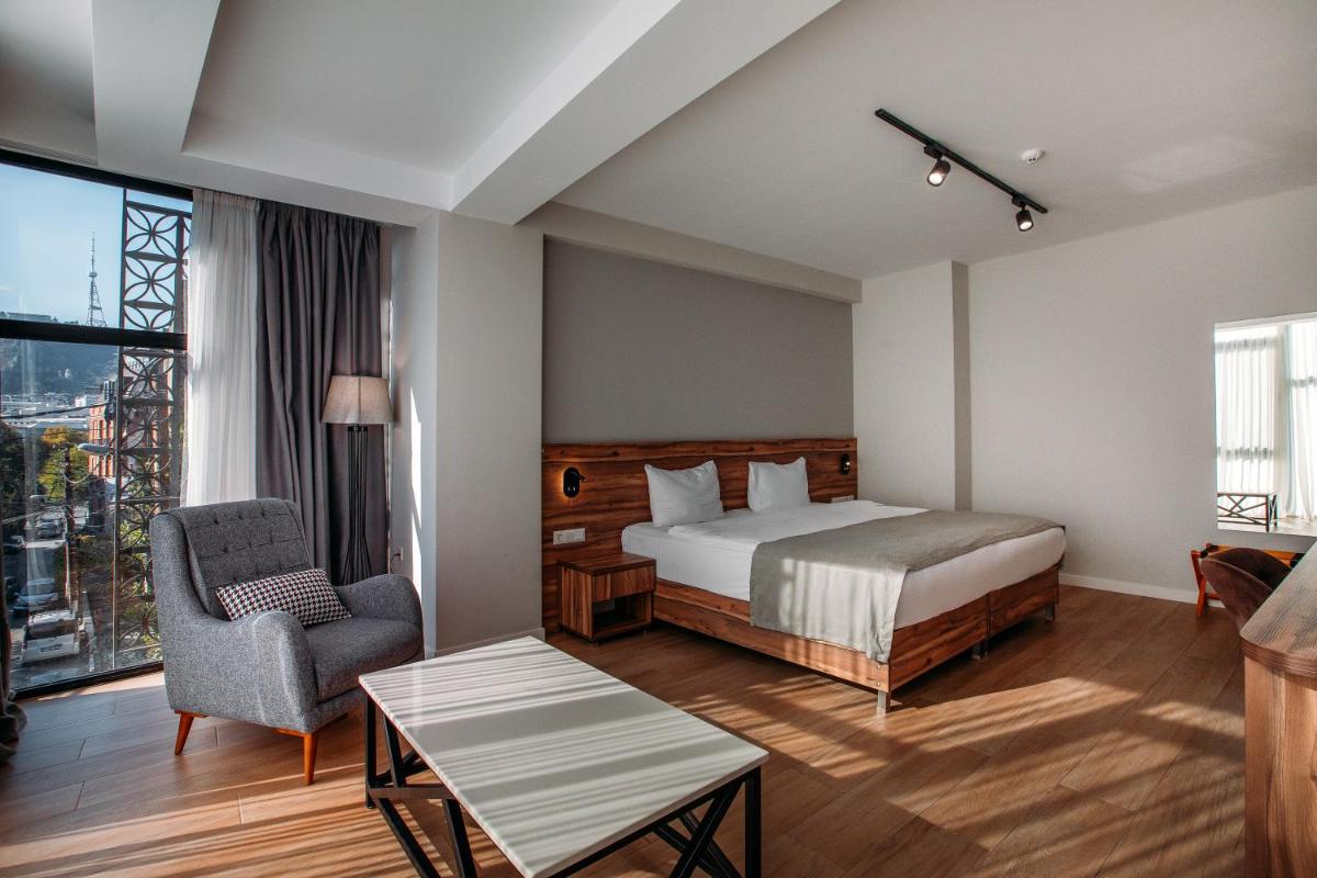 Address Boutique Hotel - Housity