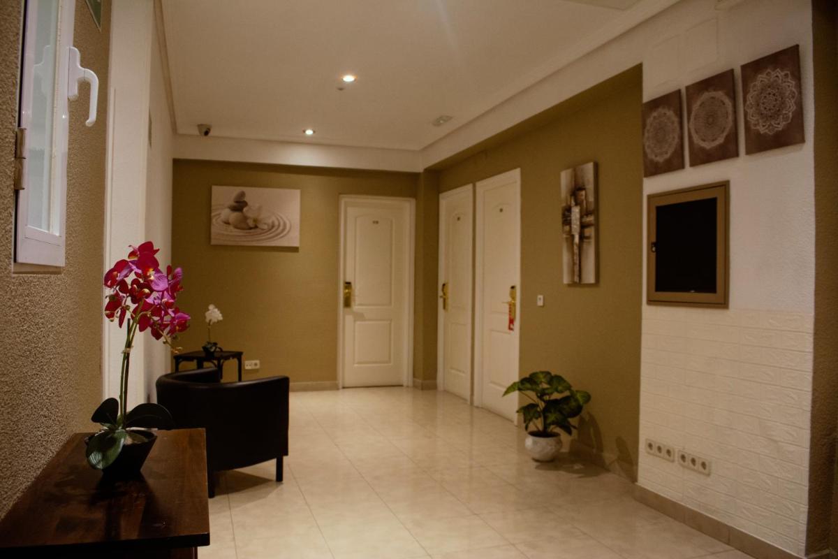 Hostal Ártico - Housity