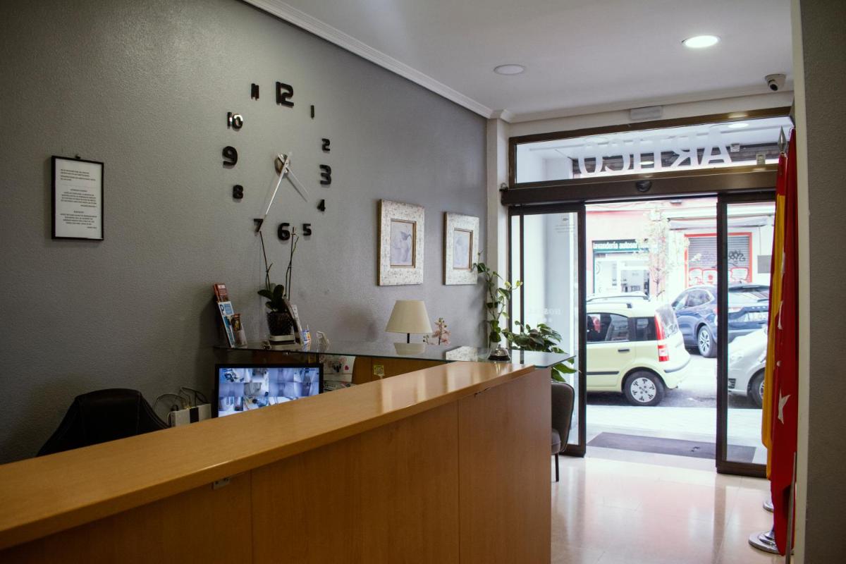 Hostal Ártico - Housity
