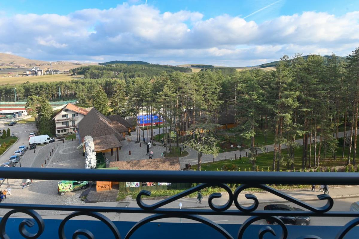 Dino Pogled Zlatibor -odlična lokacija -besplatan parking u objektu - Housity