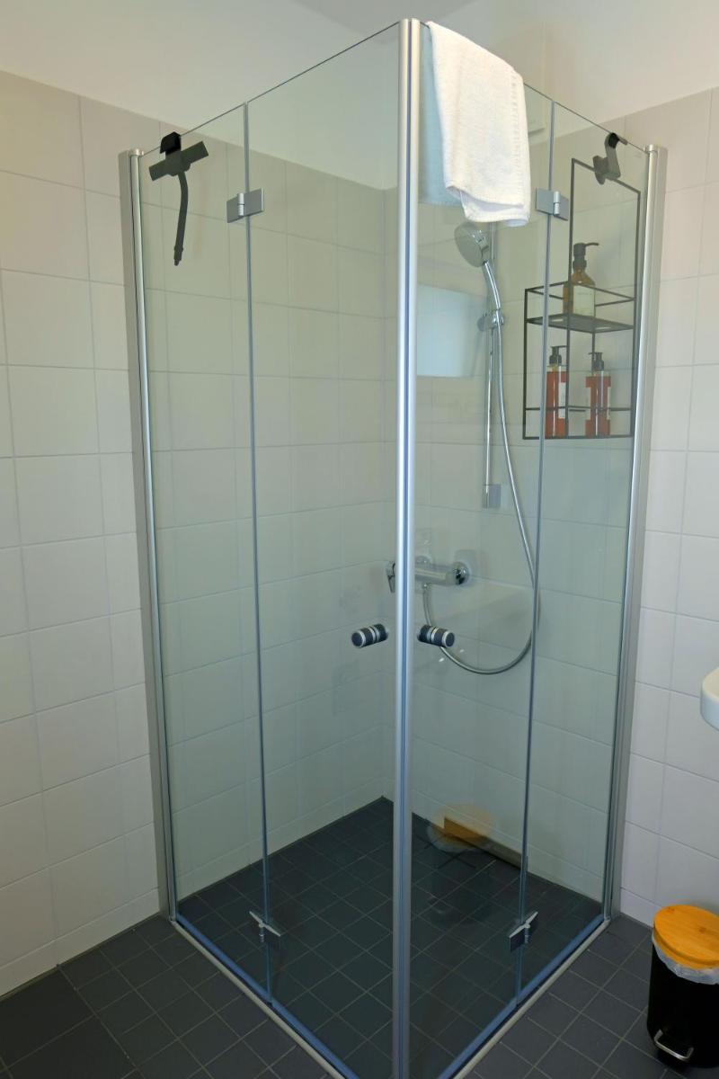 Design Apartment Nr 1 mit Terrasse und Parkplatz - Housity