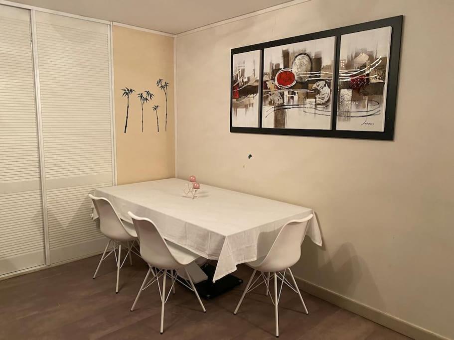 Superbe appartement avec piscine et vue sur Paris - Housity