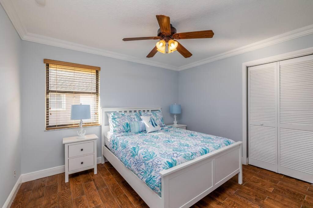 Cheerful 3 Bedroom Home less than a mile to WEF - Housity