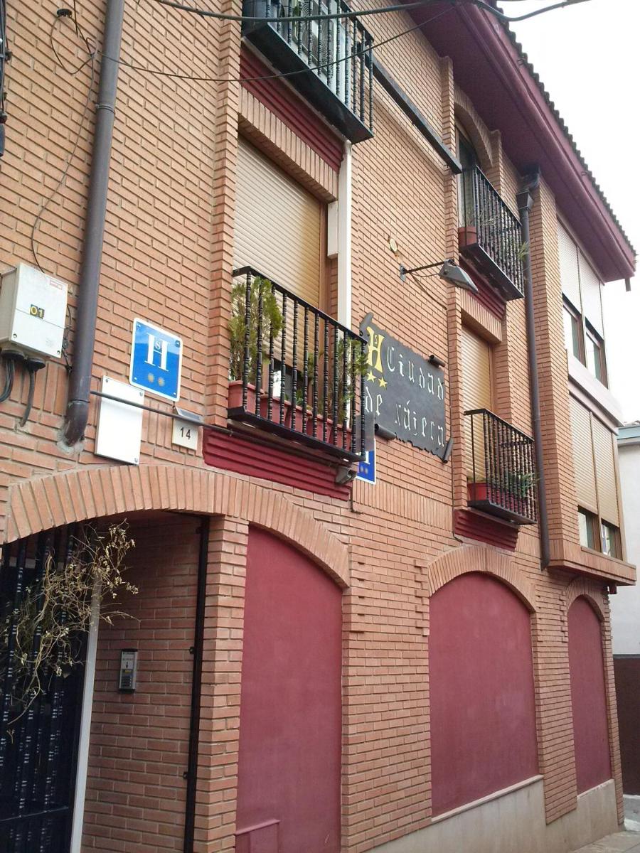 Hostal Ciudad de Nájera - Housity