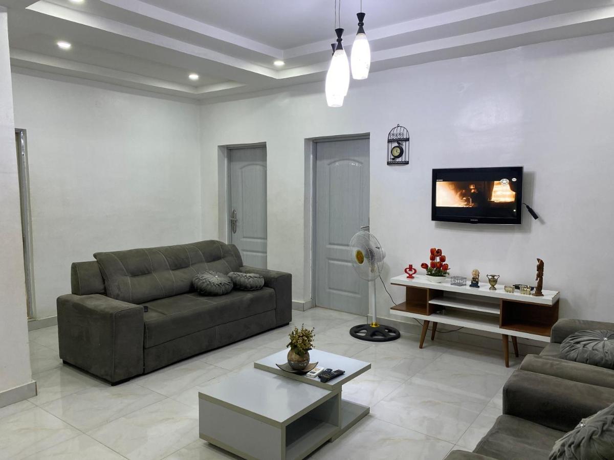 PROMO HOLIDAY Wuse 2 Bedroom Home - Housity