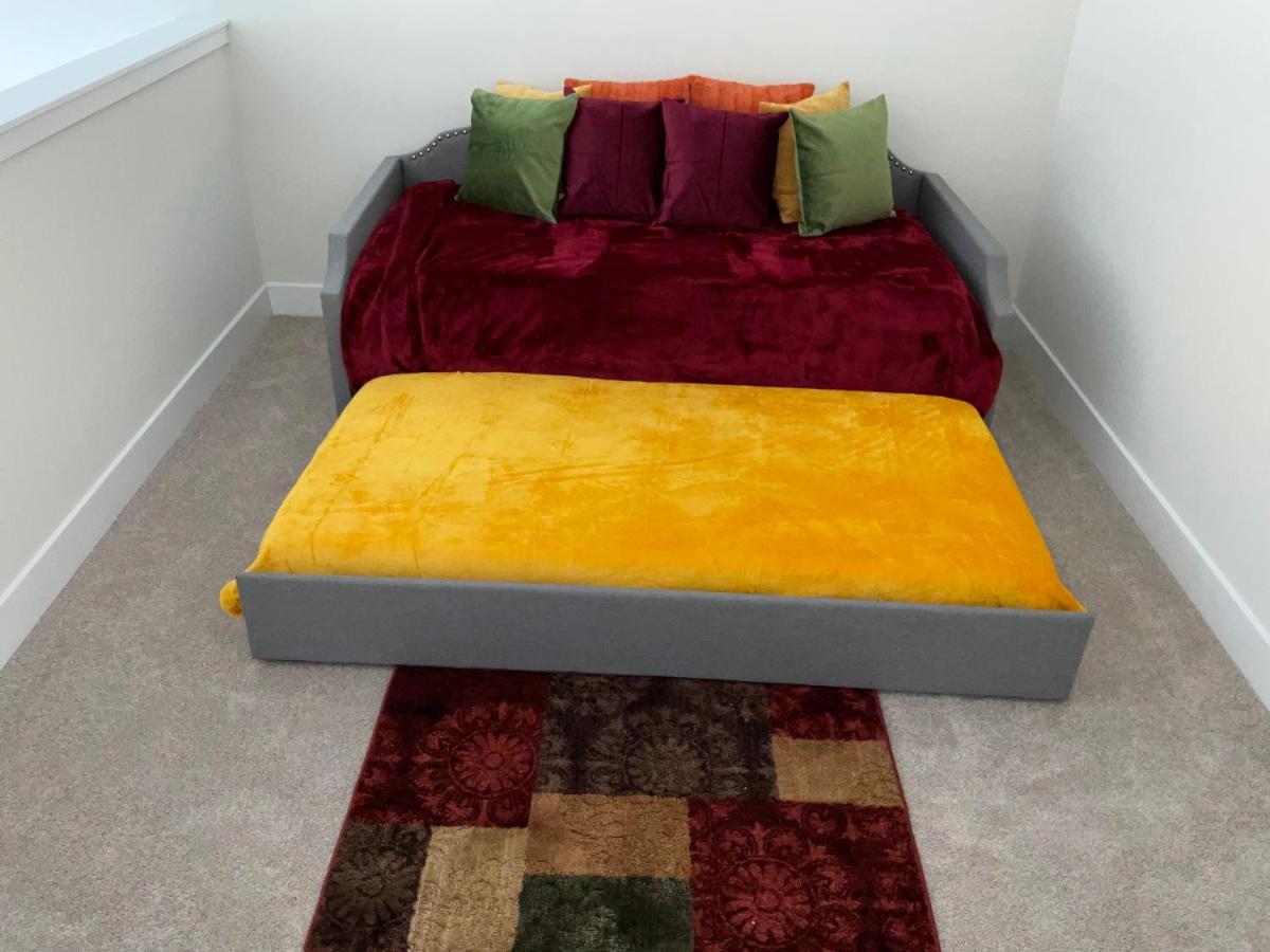 Home away from home - Housity