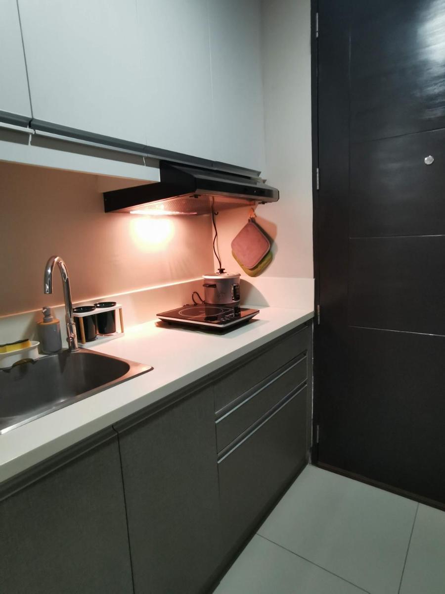 Baseline Premier - Studio with mountain view - Housity