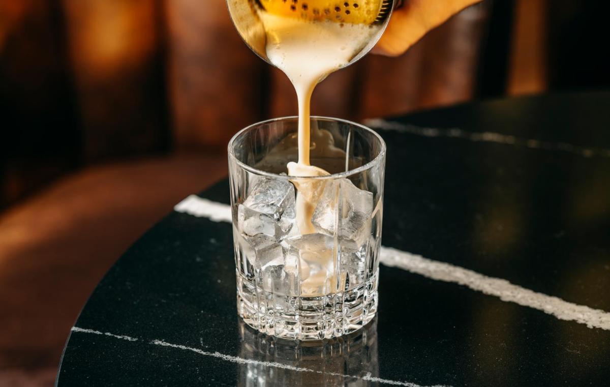 Getränke in der Unterkunft Hotel Kö59 Düsseldorf - Member of Hommage Luxury Hotels Collection