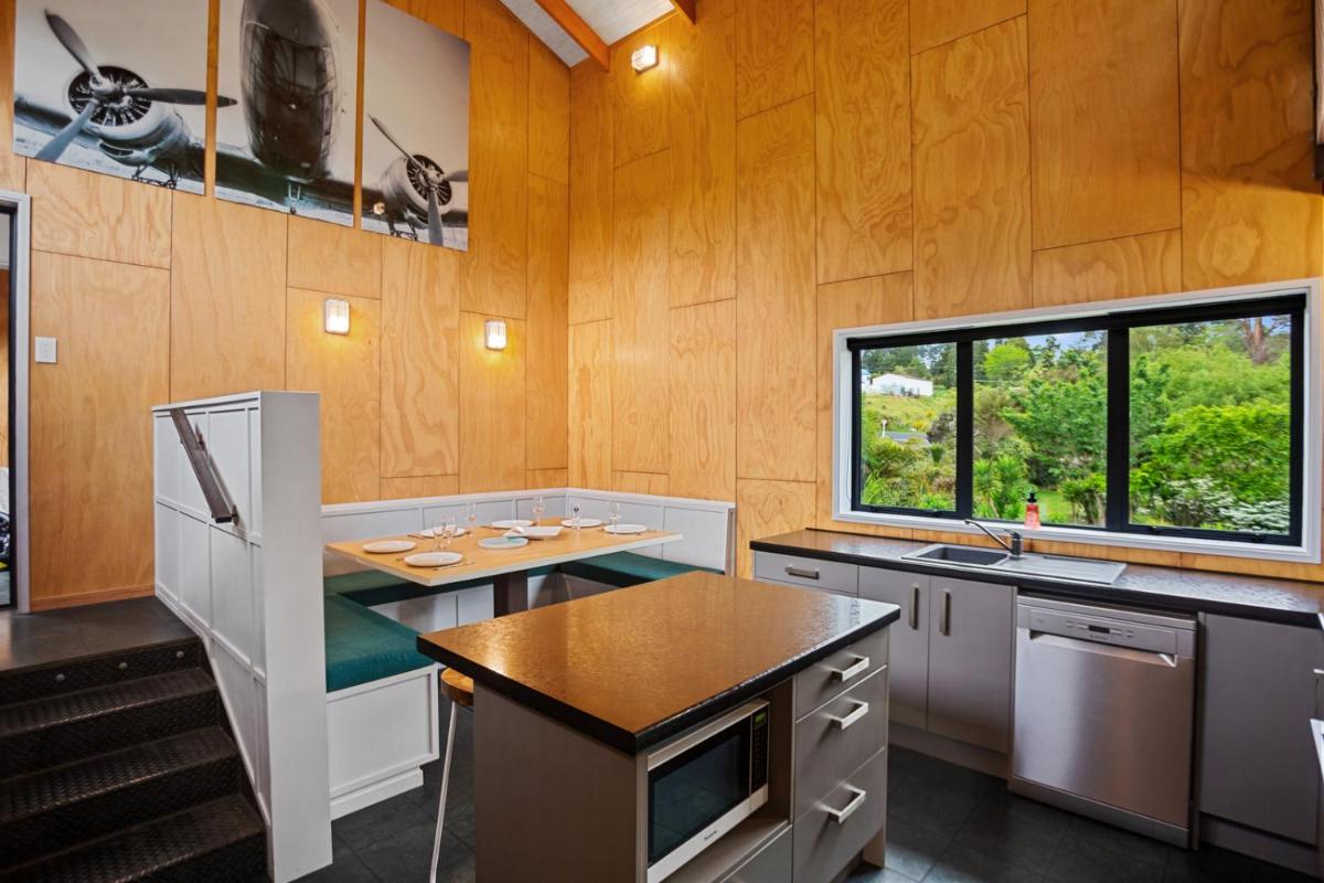 The Barn - Waihi Holiday Home - Housity