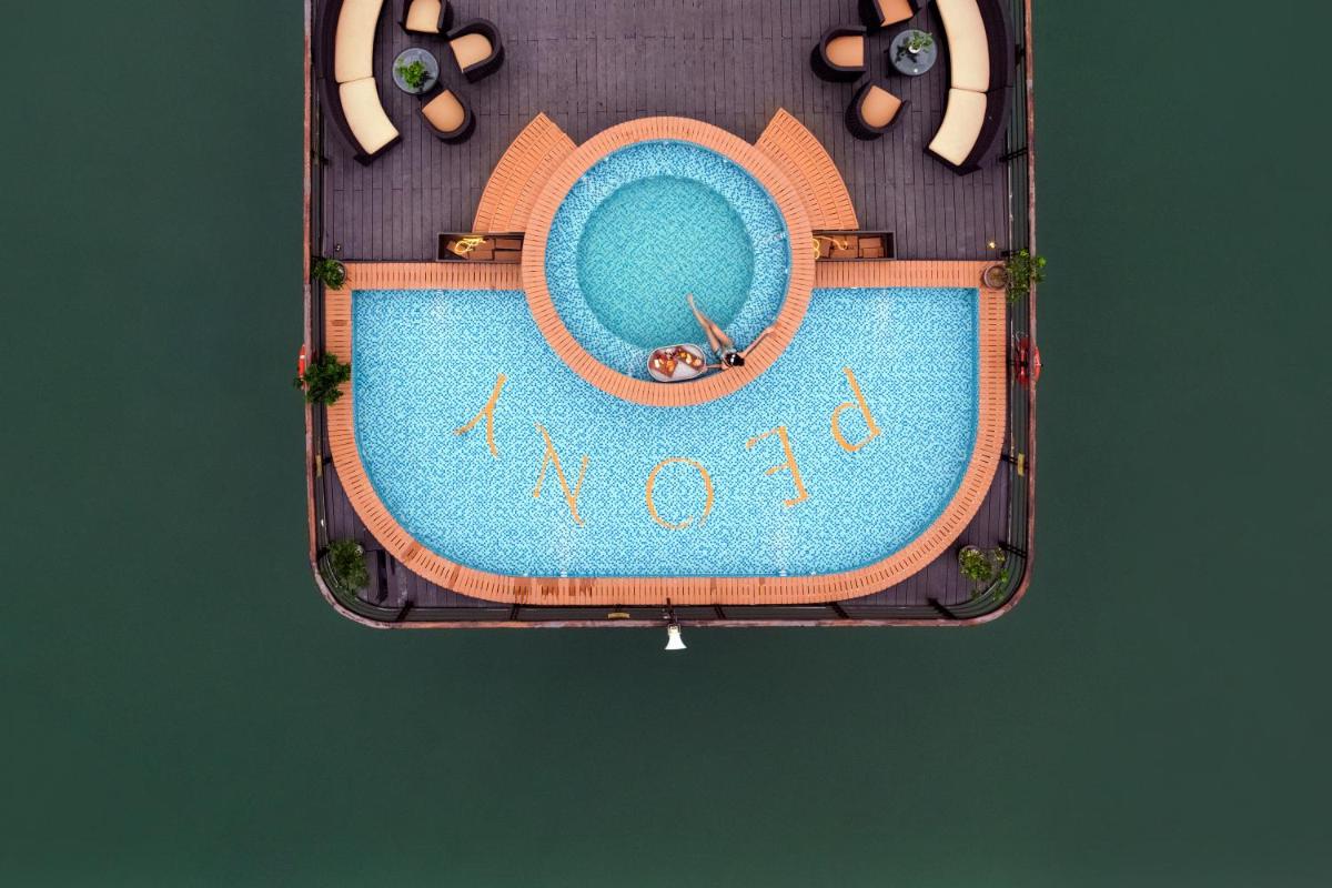 Peony Cruises - Housity