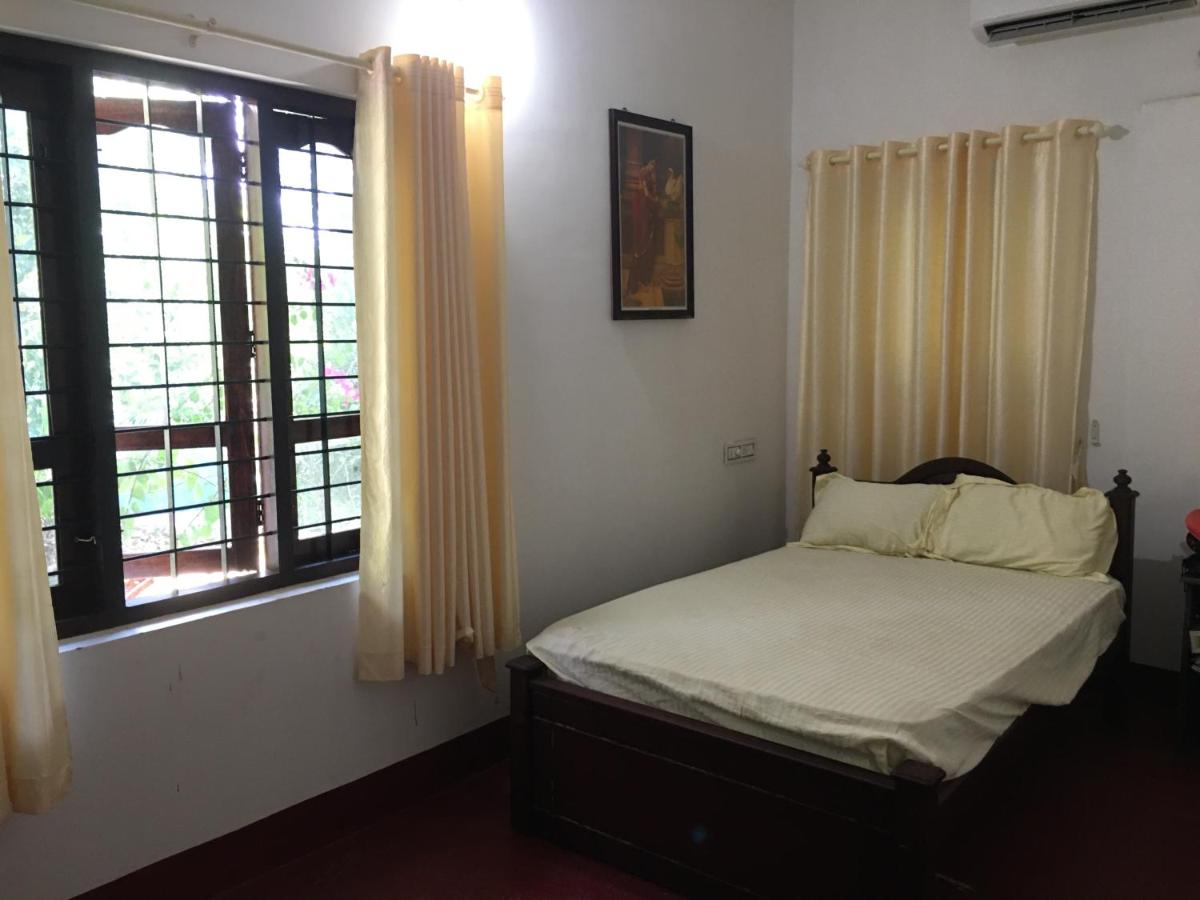 Suitetrails - Marari Garden Homestay (Ithal Gardens)