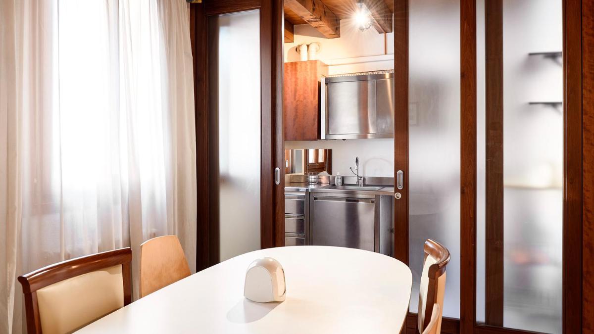 Casanova Fourrooms - Housity
