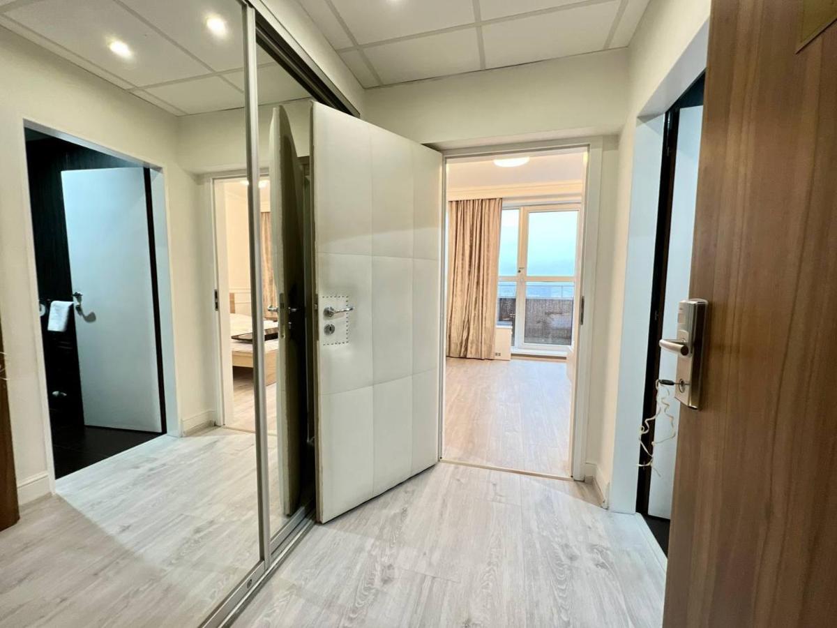 Balu Apartments - Housity